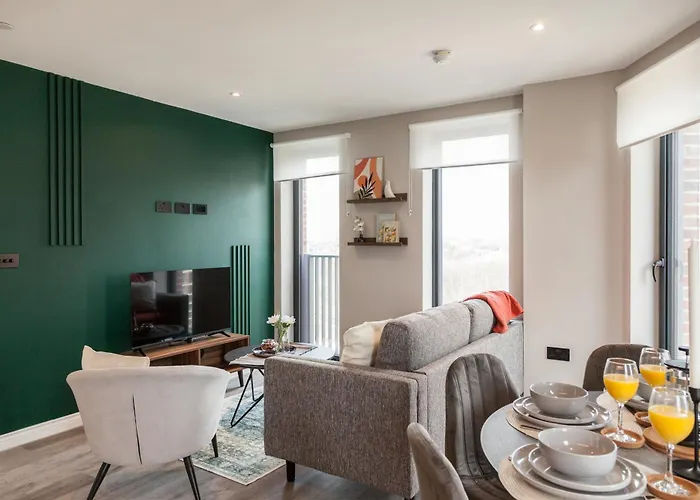 Springwell Gardens Near Station & Centre Daire Leeds (West Yorkshire)