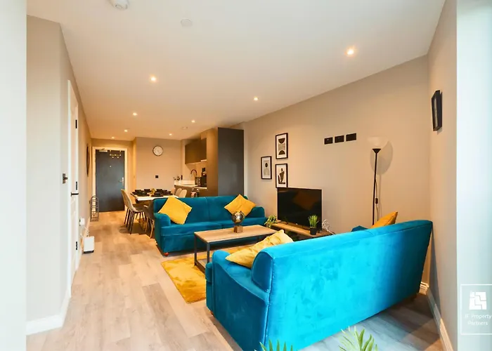 Daire Springwell Gardens Near Station & Centre *