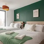 Springwell Gardens Near Station & Centre Апартаменти *