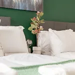 Апартаменти Springwell Gardens Near Station & Centre Лідс