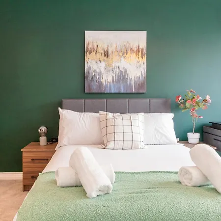 Springwell Gardens Near Leeds Station & Centre Apartment Leeds (West Yorkshire)