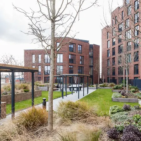 Apartment Springwell Gardens Near Leeds Station & Centre