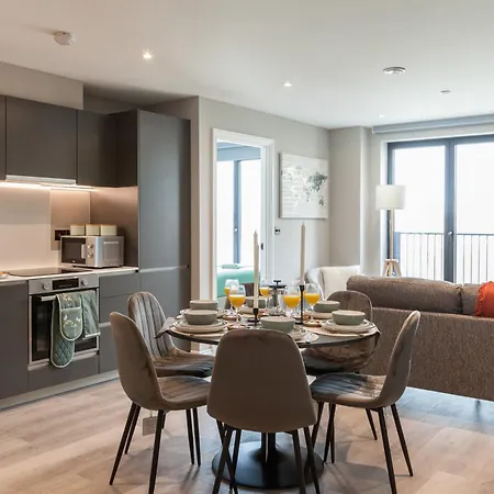 Springwell Gardens Near Leeds Station & Centre Apartment Leeds (West Yorkshire)