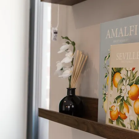 Springwell Gardens Near Station & Centre Apartment *