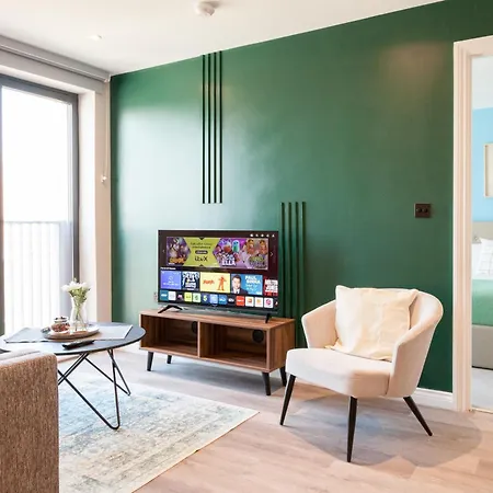 Springwell Gardens Near Leeds Station & Centre Leeds (West Yorkshire)