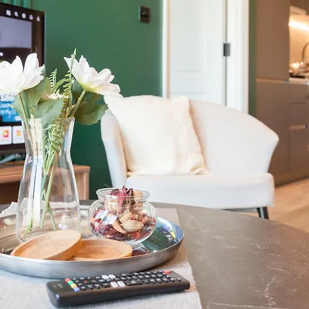 Springwell Gardens Near Leeds Station & Centre Apartment Leeds (West Yorkshire)