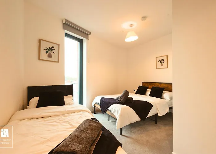 Springwell Gardens Near Station & Centre Apartmán